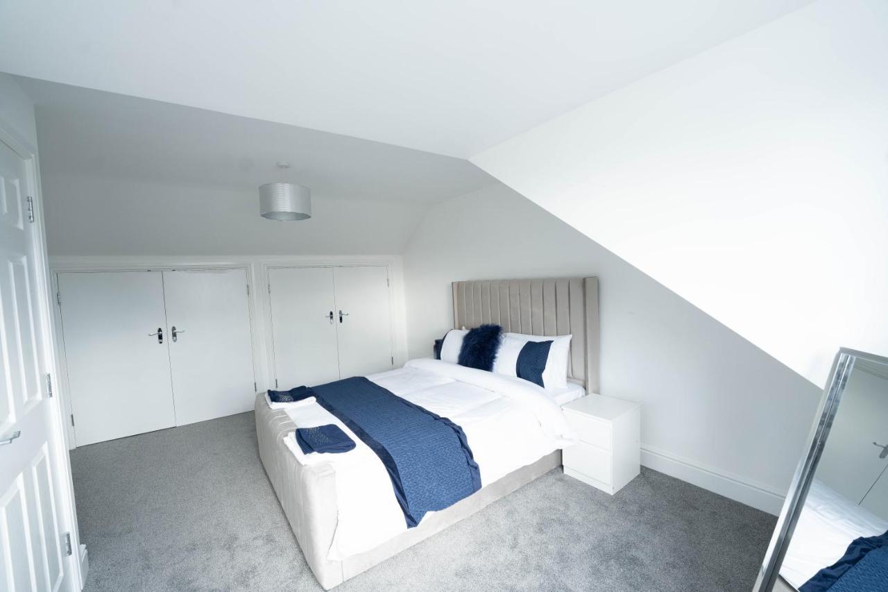 Entire Modern Home With Private Parking For 6/8 Persons Worksop Eksteriør bilde